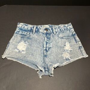 FOREVER 21 cheeky distressed jean shorts in women’s size 26